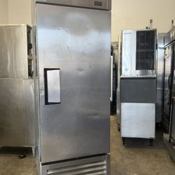 Single door commercial true refrigerator 