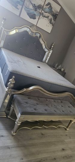 Cama gris base