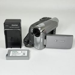 Canon Elura 100 MiniDV Digital Video Camcorder with Charger - 20x Optical Zoom