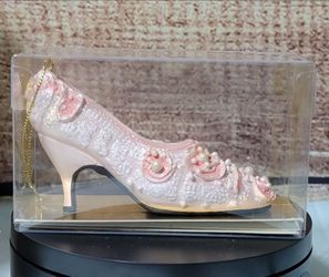 Vintage The Met Museum of Art Pink Lace & Pearl Shoe Ornament - Original Box