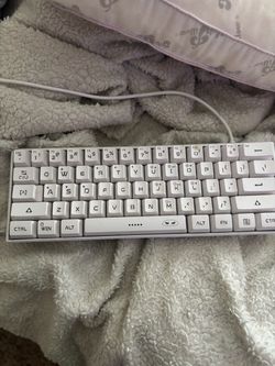 White Compact Wired Mechanical Keyboard