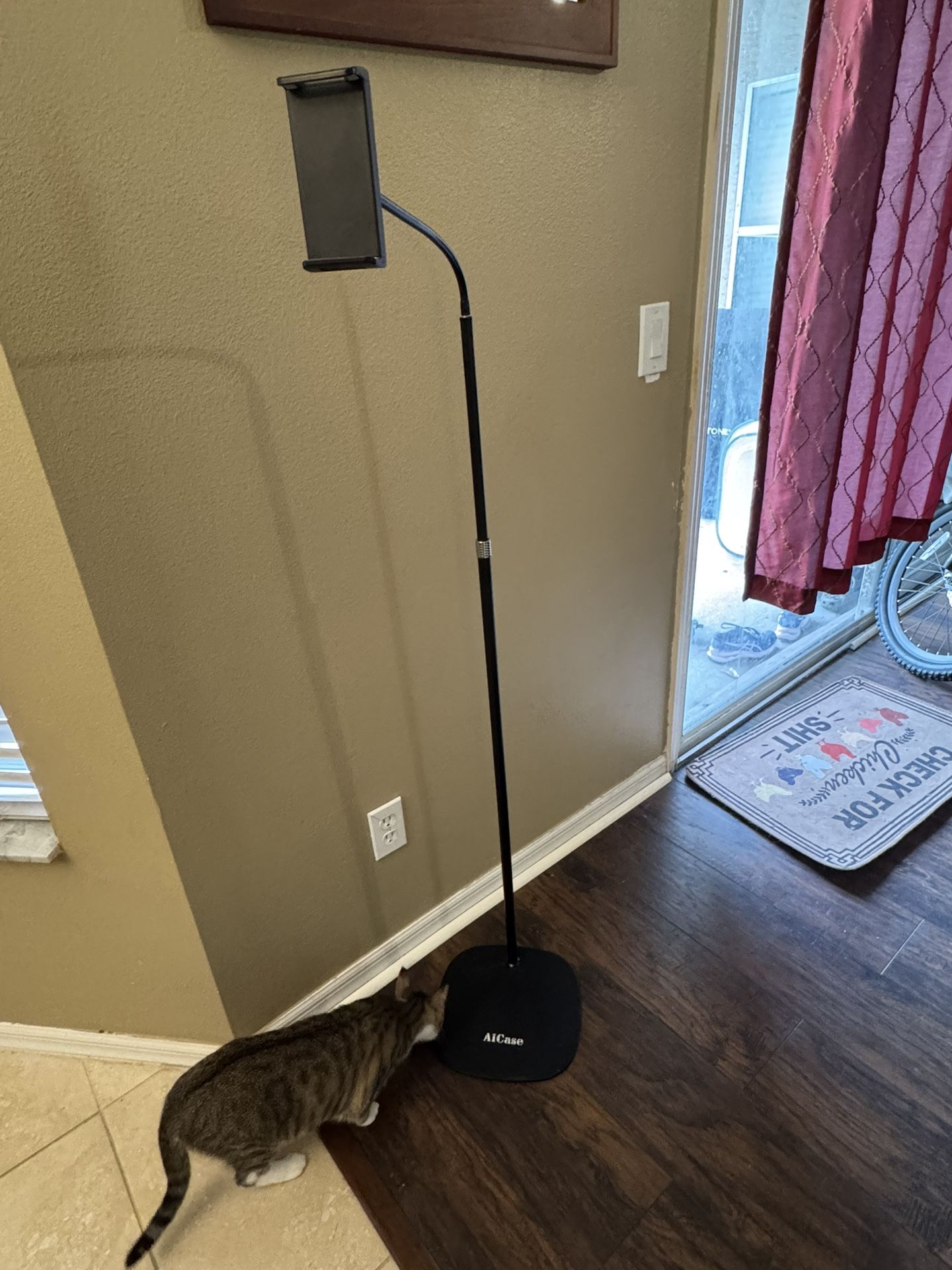 iPad / Tablet Stand