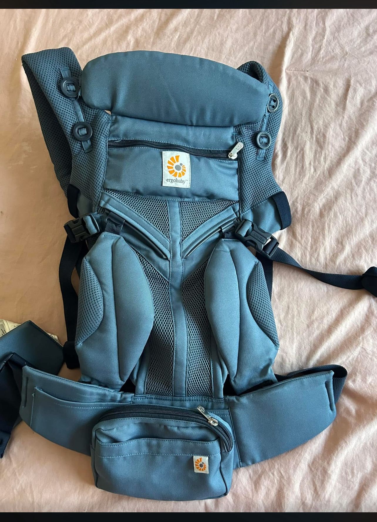 Brand New Ergobaby Omni 360 Cool Air Mesh Carrier – Never Used