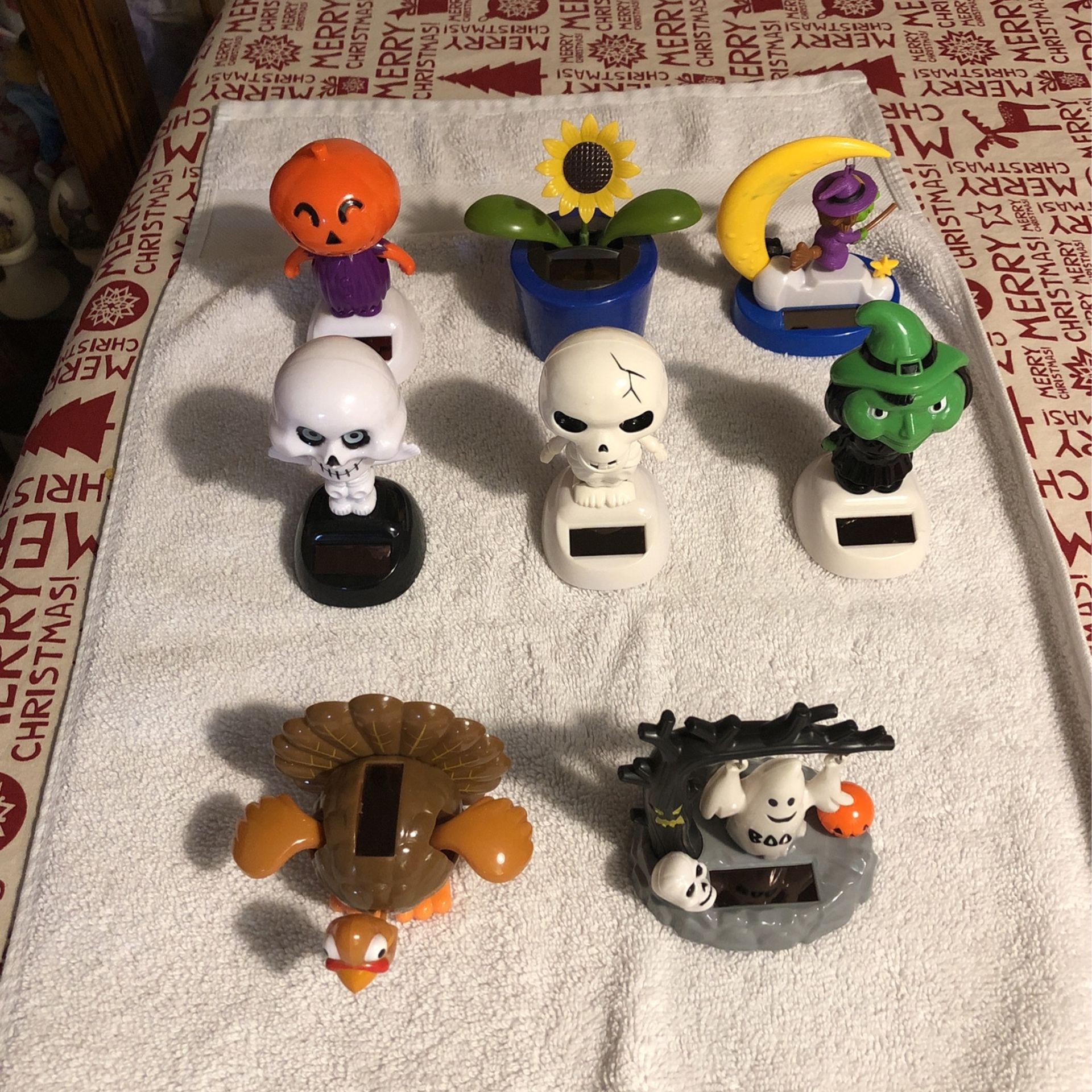 Bobble Heads , Solar