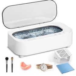 Mini ultrasonic jewelry cleaner
