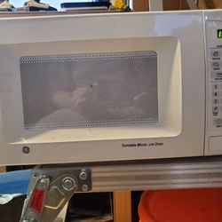 GE Microwave 