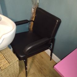 Salon Furniture & Sink 