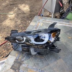 OEM 2023-25  Mazda CX-50 LED Headlight  left  VA40-51040 VA(contact info removed)