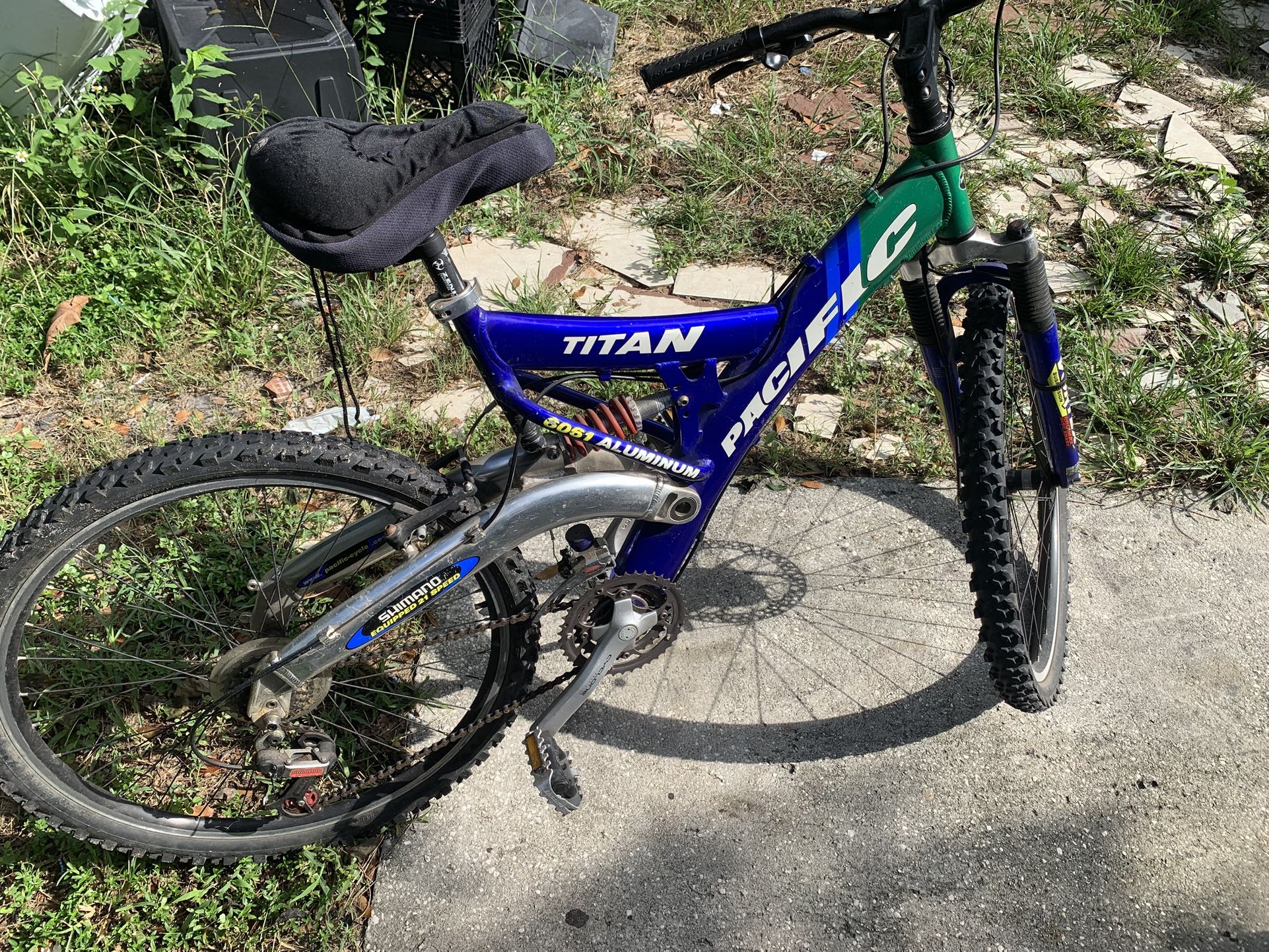 Pacific Titan 6061 Mountain Bike