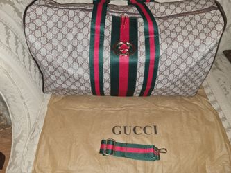 DESIGNER DUFFLE  / LUGGAGE  / TRAVEL BAG 