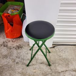 Fold up metal stool
