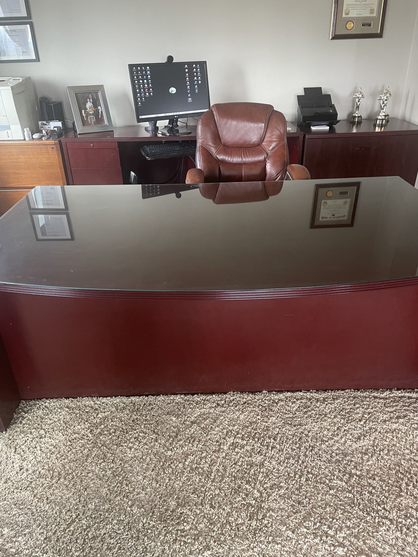 FREE SOLID WOOD FURNITURE OFFICE