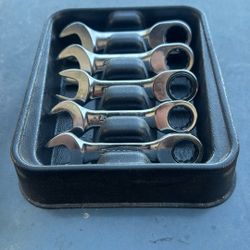 Snap on 15mm To 19mm Ratcheting Wrenches 
