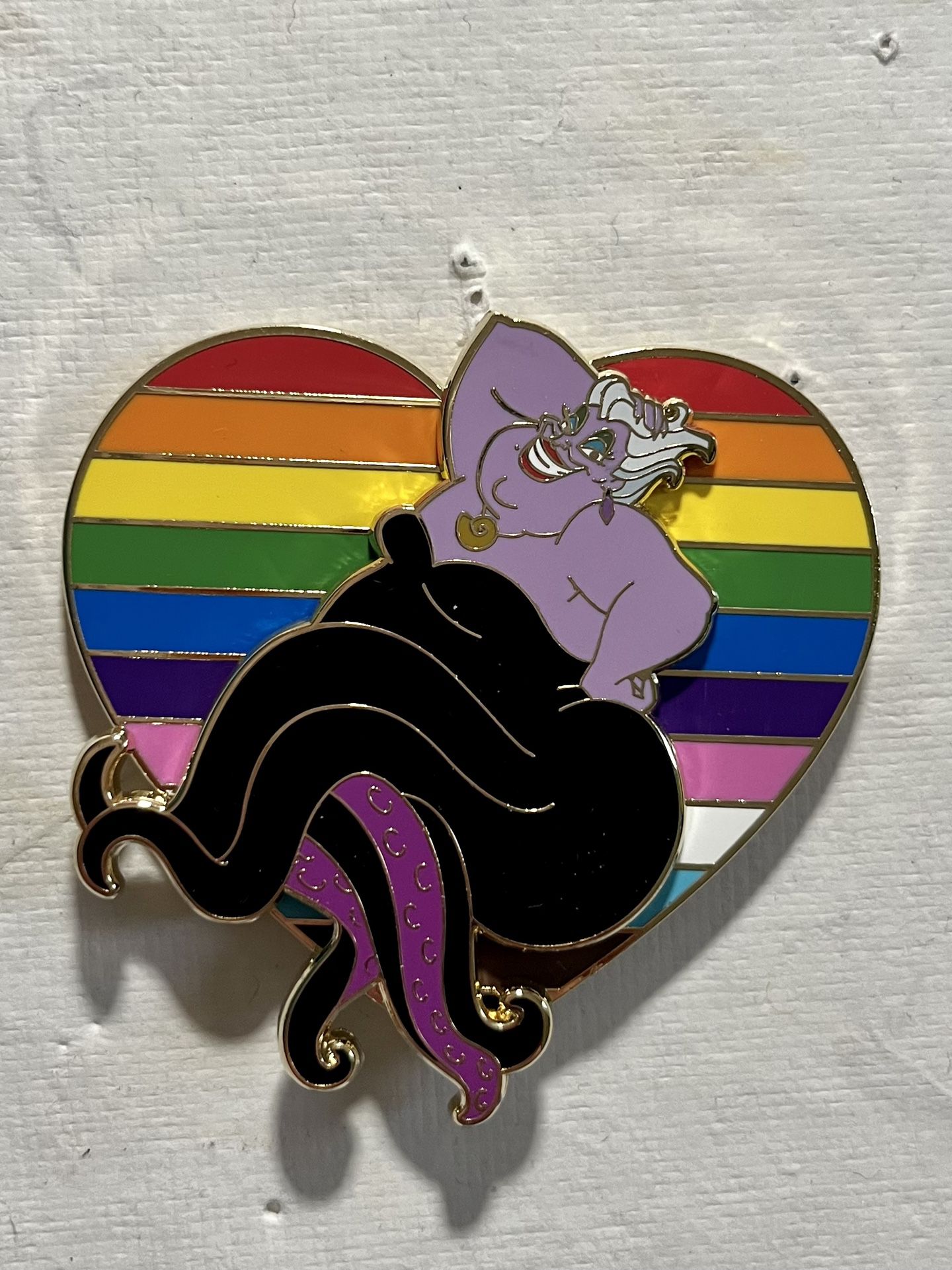 MD Pride Heart Pin – Anaheim Team Store