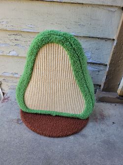 Cat scratcher
