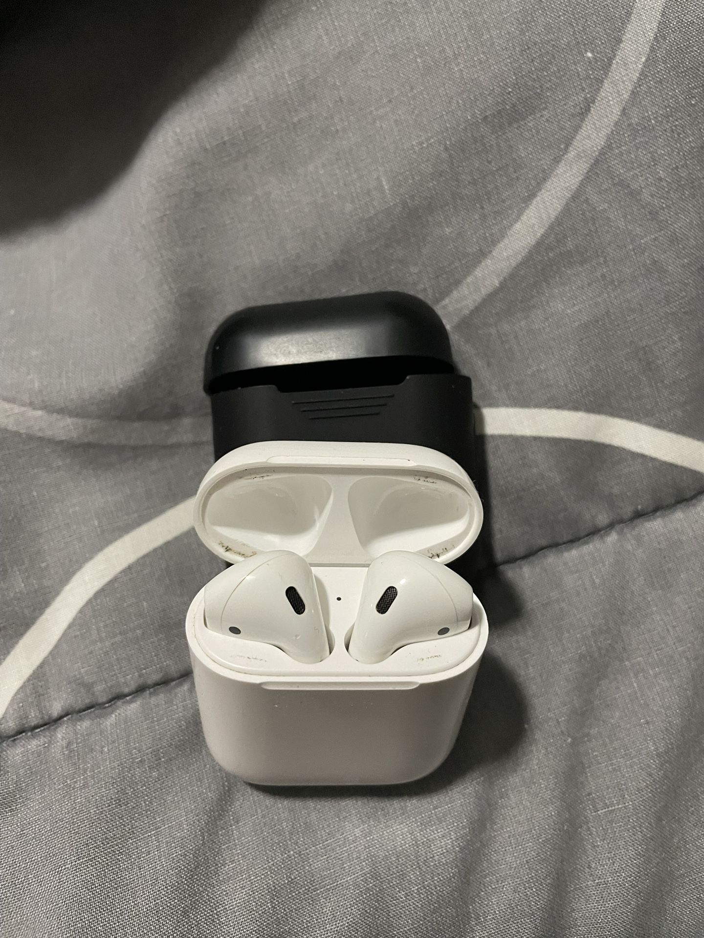 Airpod First Gen