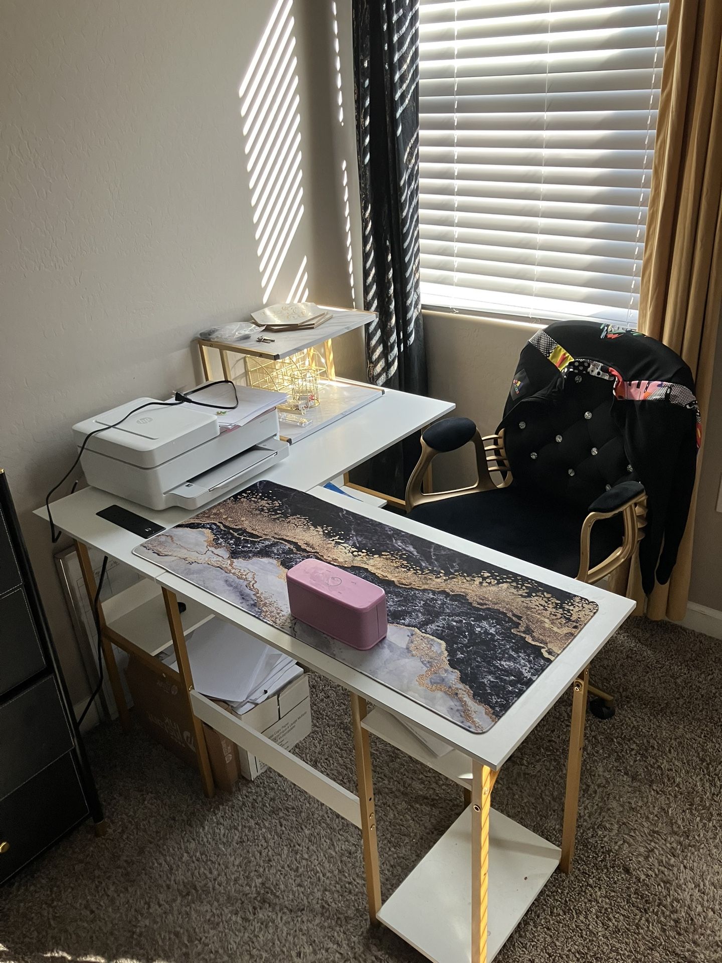 Corner Desk And Desk Chair