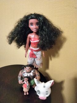 Disney Moana Doll and Figures