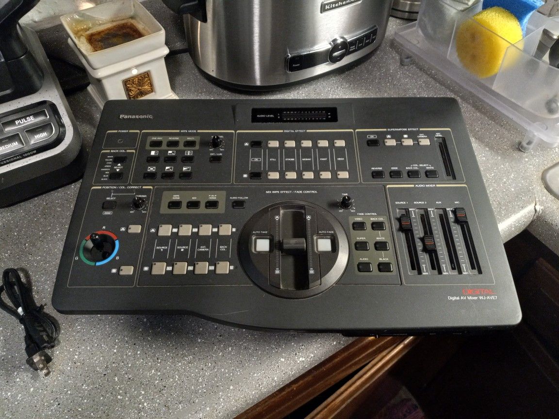 Panasonic Digital AV Mixer(WJ-AVE7