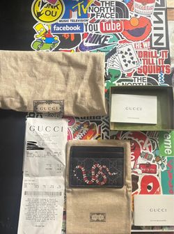 Gucci Kingsnake GG Supreme Card Holder
