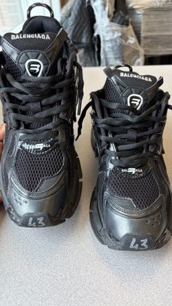 Balenciaga runner