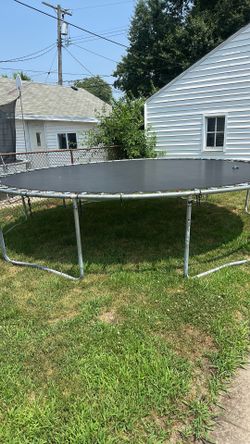 14ft trampoline