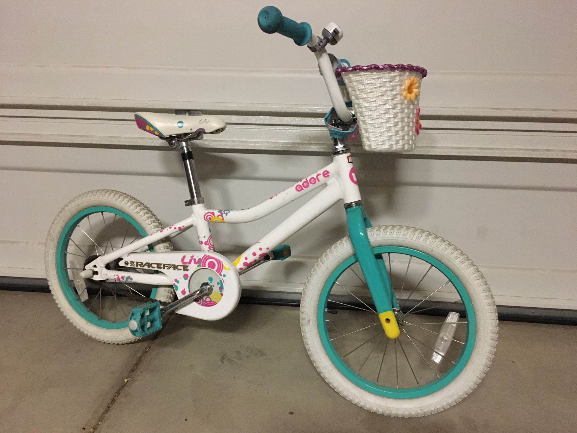 Giant Liv Adore 2016 kids bike