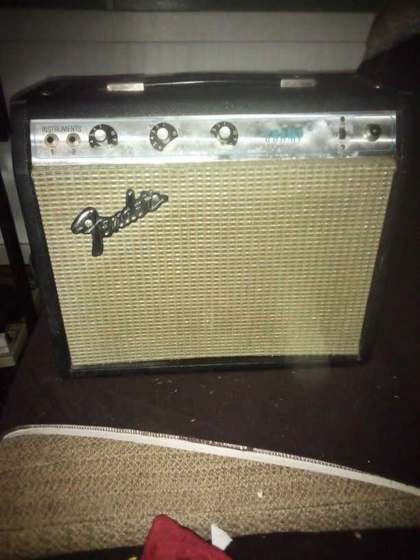 Fender With The Factory Upgrade From The Late To Early 60's70'sf