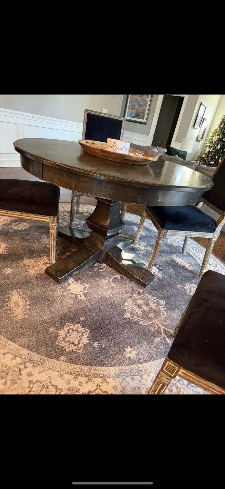 Kitchen Table 48 Inch Round + 4 Chairs
