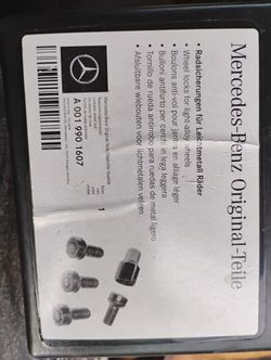 Mercedes Benz Original Wheel Locks For Light-alloy Wheels
