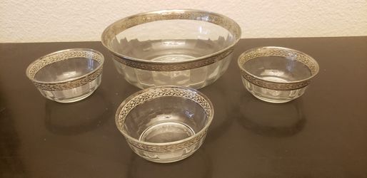 Set Of Punch bowls