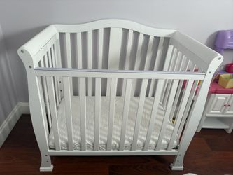 Mini Crib
