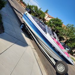 1989 BAYLINER CAPRI 2.3L $1200 OBO