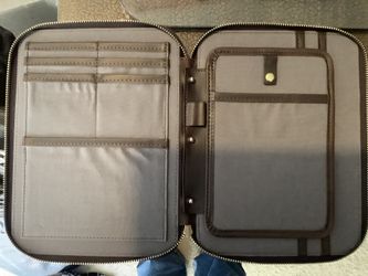 Deluxe Leather Zippered Portfolio