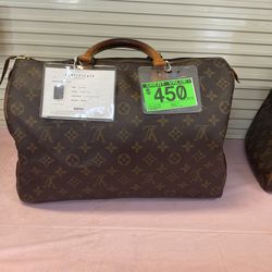 LV Backpack for Sale in Pharr, TX - OfferUp