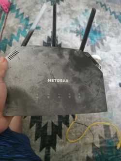 Netgear Ax1800 Wifi ROUTER