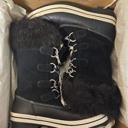 G.H Bass & Co Womens Bass-Juno Black Waterproof Boots size 8M