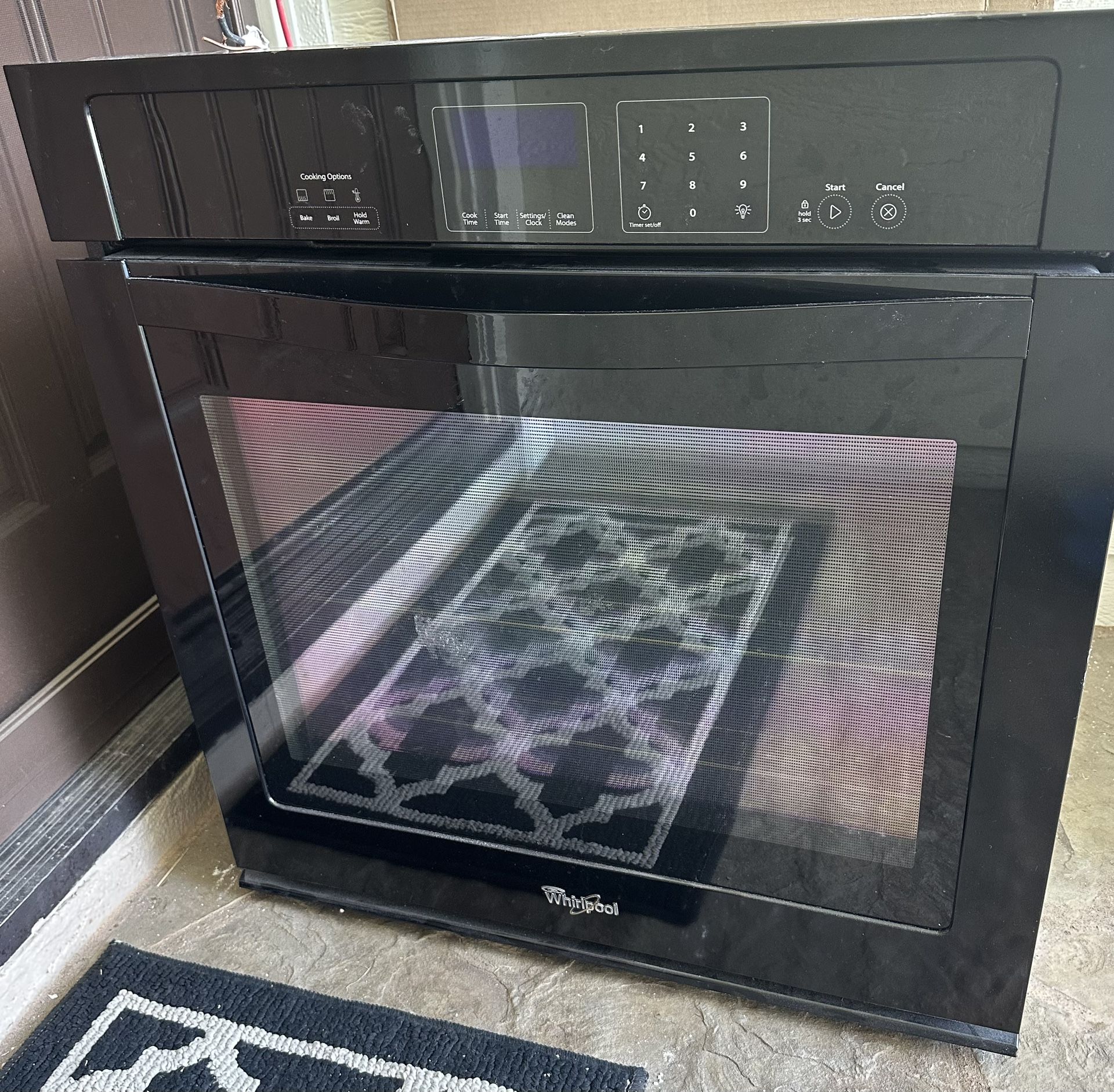 Whirlpool oven (27” wide)