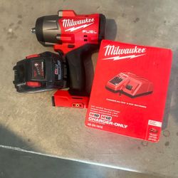 1/2 Drive  Impact Wrench Charger And Battery 