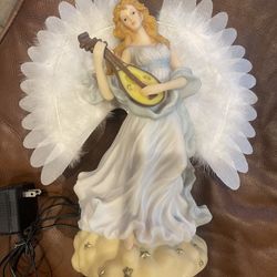 Musical Angel  Resin   Plug In 