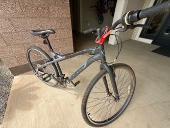 FUJI Hybrid and Commuter Bike/Bicycle includes Lock