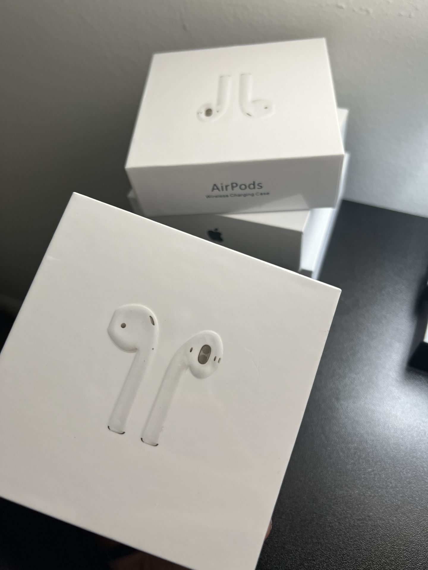 AirPods 2nd Gen With Wireless Charging 