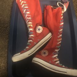 CONVERSE Chuck Taylor All STAR Knee Highs. Size W-6