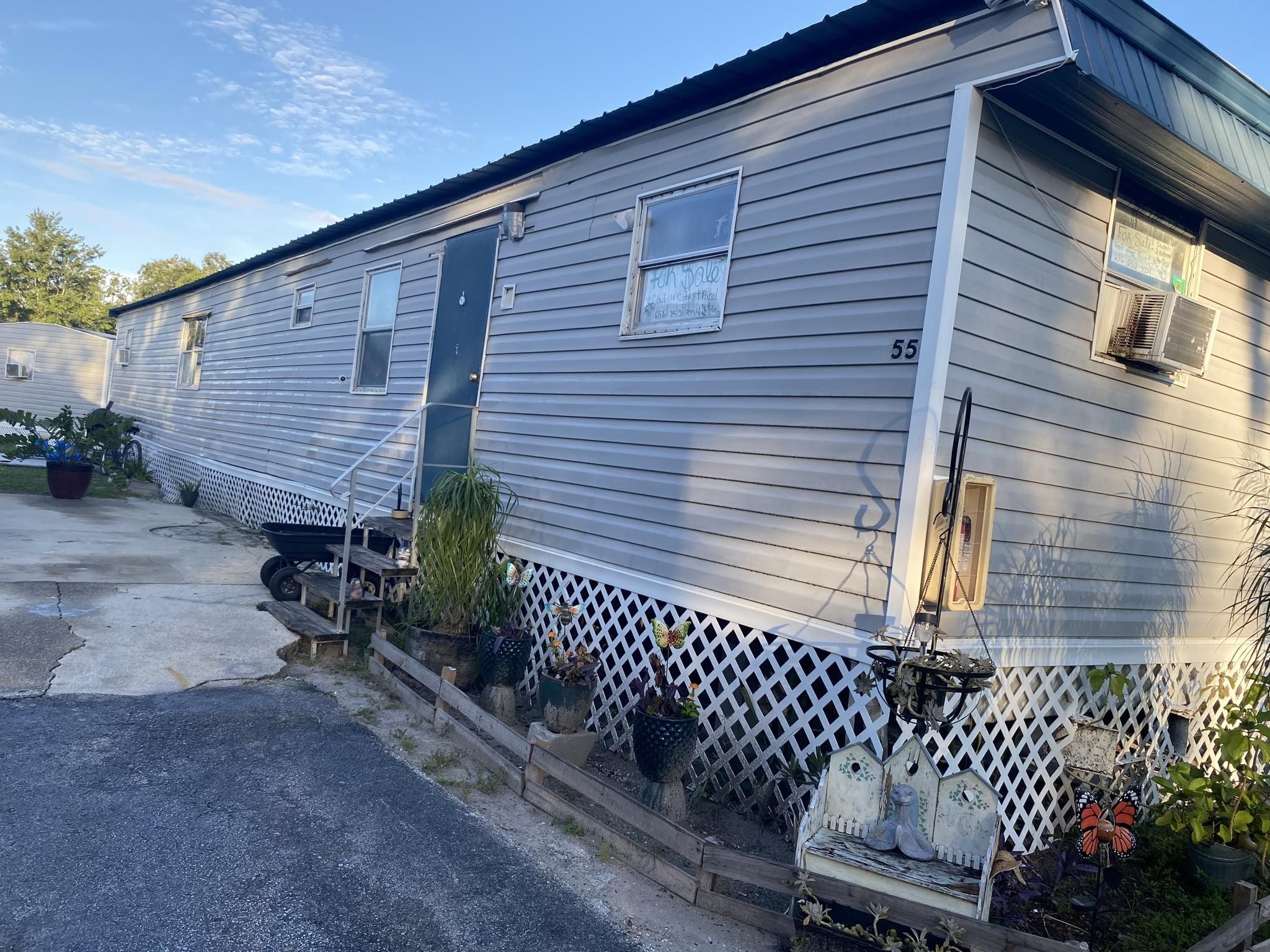 Mobile Home For Sale 