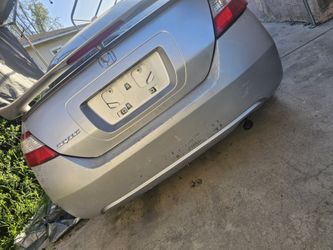 Honda Civic Trunk  With SI Spoiler Wing For2006 2011 Civic Coupe 2 Doors Silver Color in Great Condition