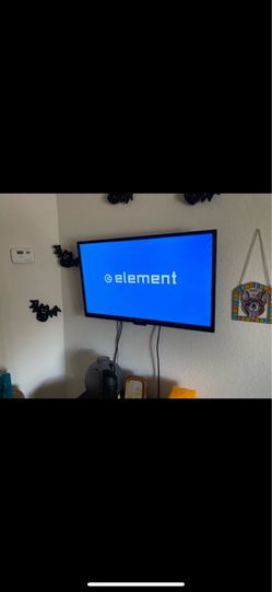 50in TV Element