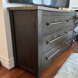 Dresser (nice wood)