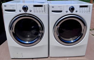 LG Steam Washer and electric Dryer Set