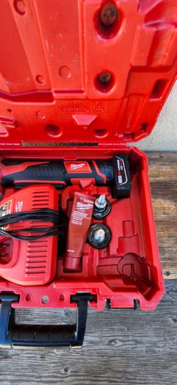 Milwaukee pex expander m12 tool battery 4ah Charger