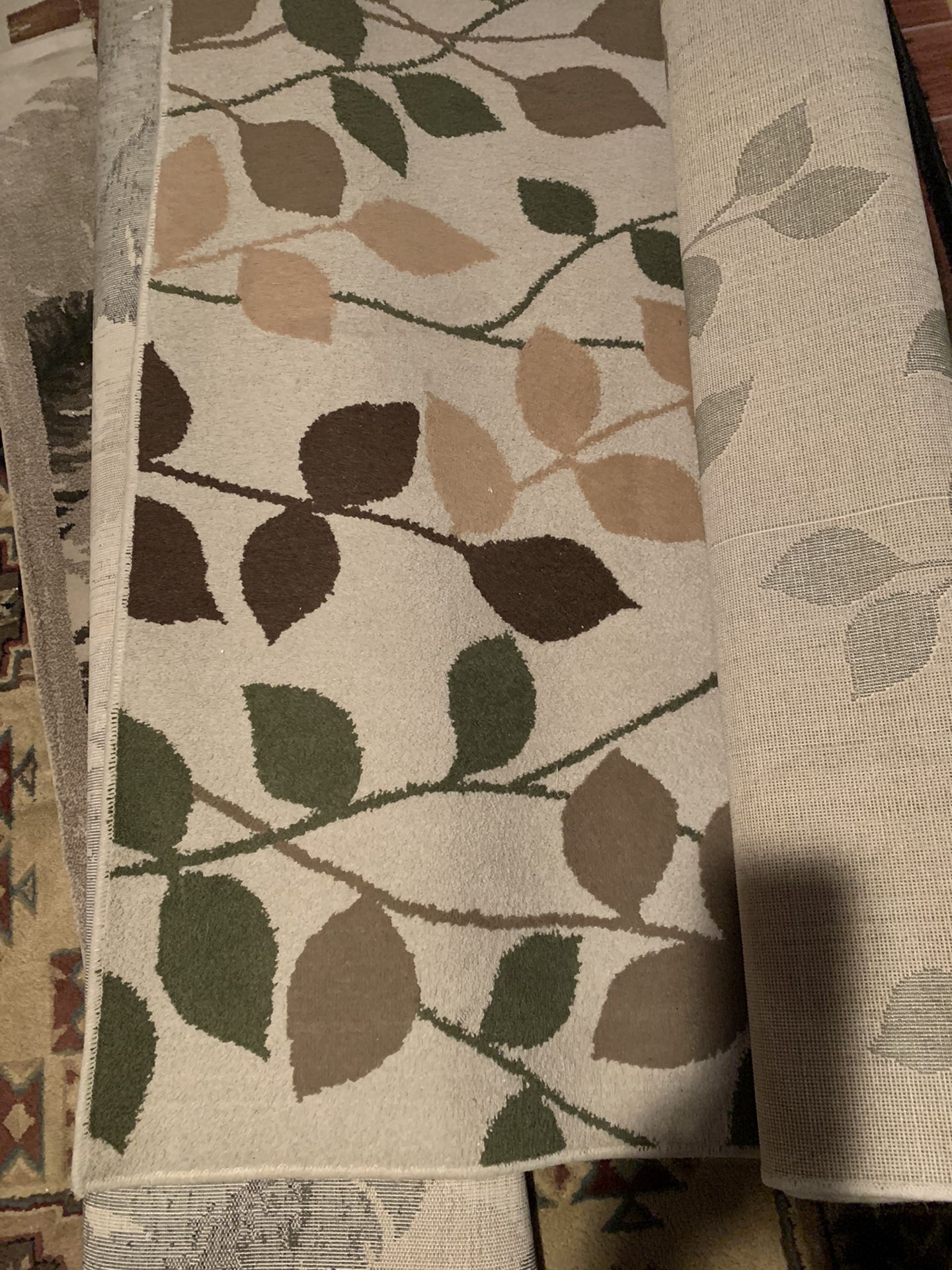 Carpet With  Beautiful Colors 5x7